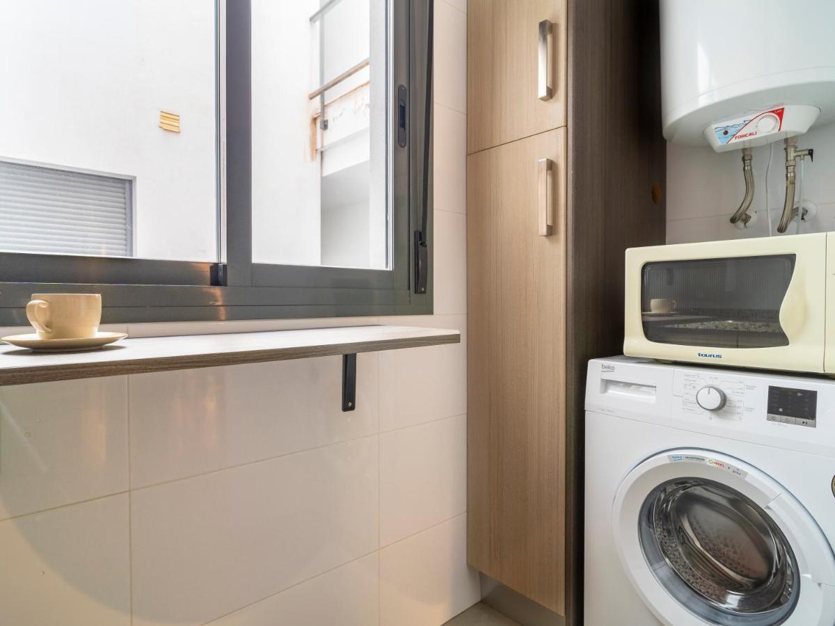 Sanders Uptown - Cute One-Bedroom Apartment Near City Center Malaga Bagian luar foto